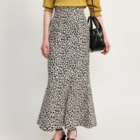 SLY Leopard Print Mermaid Style Long Skirt in Size 1 - Picture 1 of 15